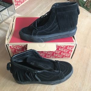 NWT Vans sneakers Women